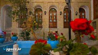 اقامتگاه بوم گردی عمارت سران - شیراز