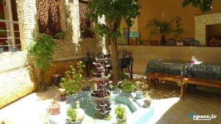 اقامتگاه بوم گردی گلستان راز - شیراز